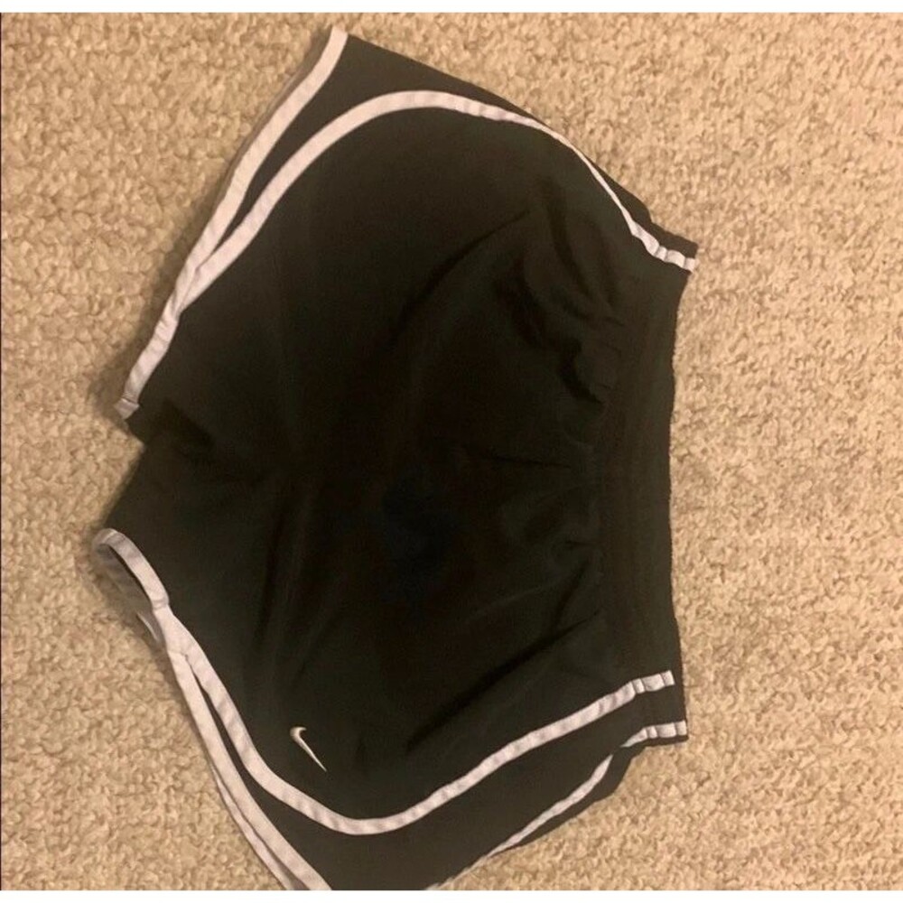 Women’s Nike Dri-Fit Shorts Size: Small